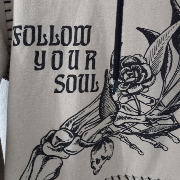 Hot Topic XS Soul Stitch Whimseygoth Pullover Hoodie in Beige - Picture 2 of 7